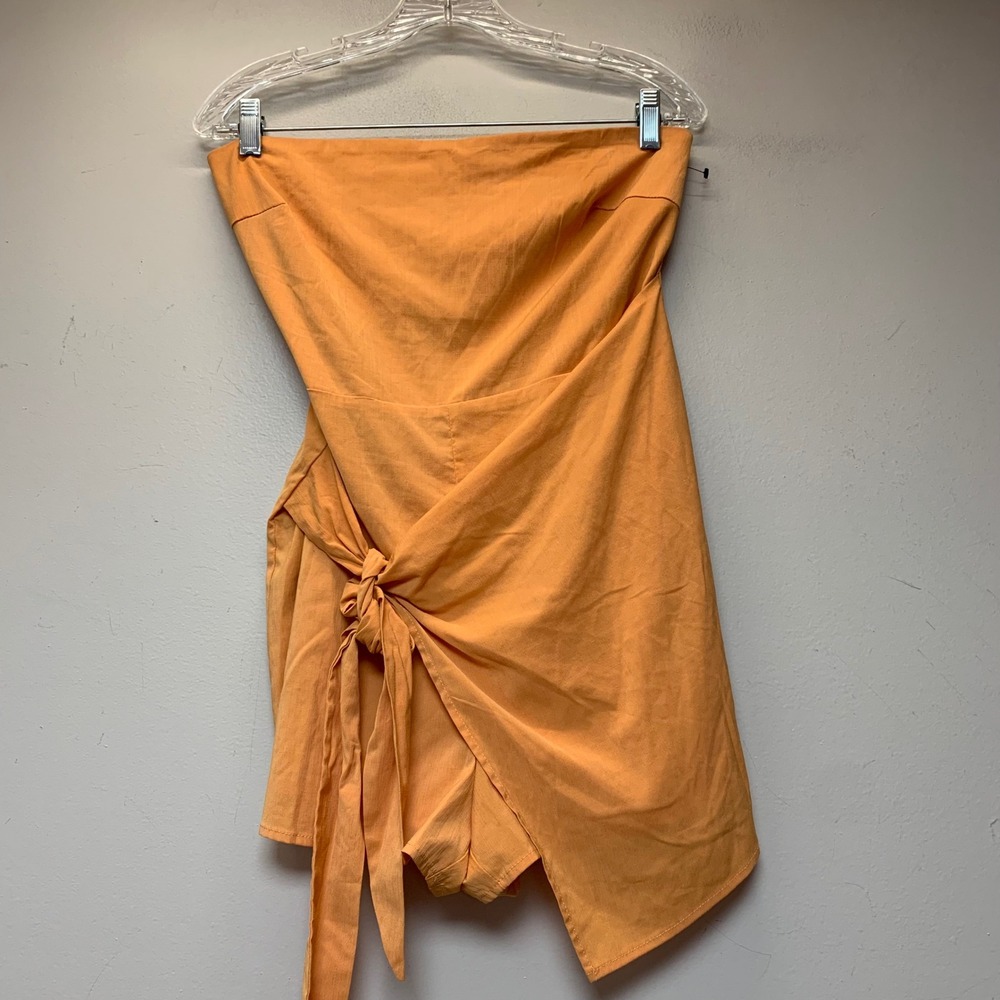 Le Lis Collection Romper‎ Women Medium Orange Excellent Strapless Wrap Side Tie